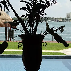 Casa Margarita Boutique Cancún