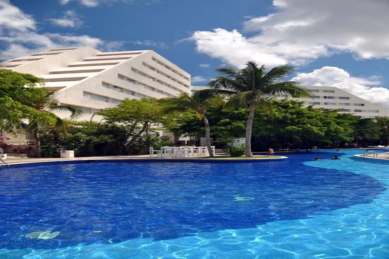 The Sens Cancun By Oasis Hotel
